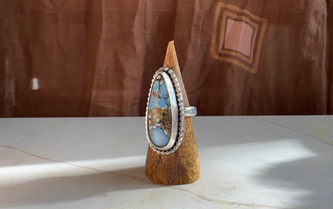 Lavender Hubei Hotsonite Ring